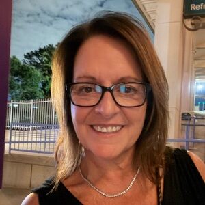 Meet your Posher, Rhonda